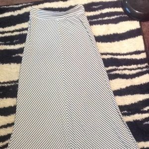White and blue XL 14/16 Girls skirt